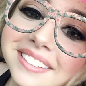 Meet your Posher, Cameron